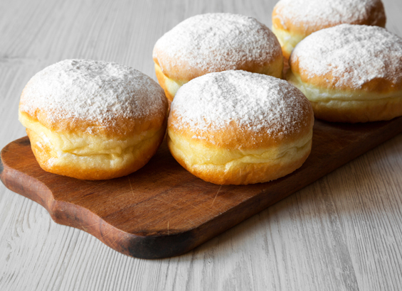 Beignets aux pommes caramélisées