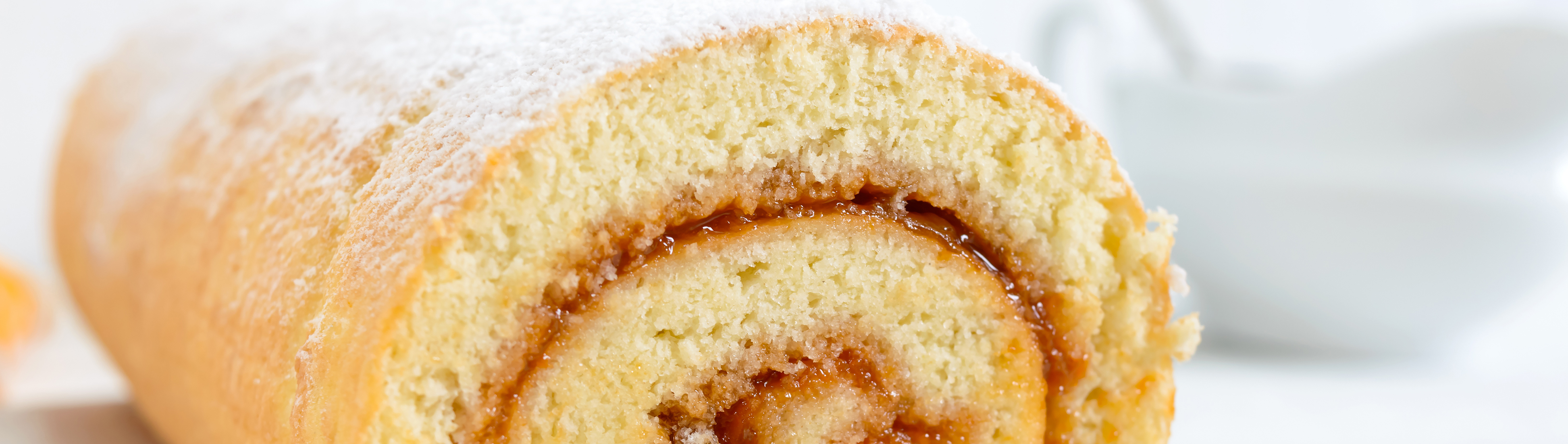 Roulé aux fraises et à la vanille