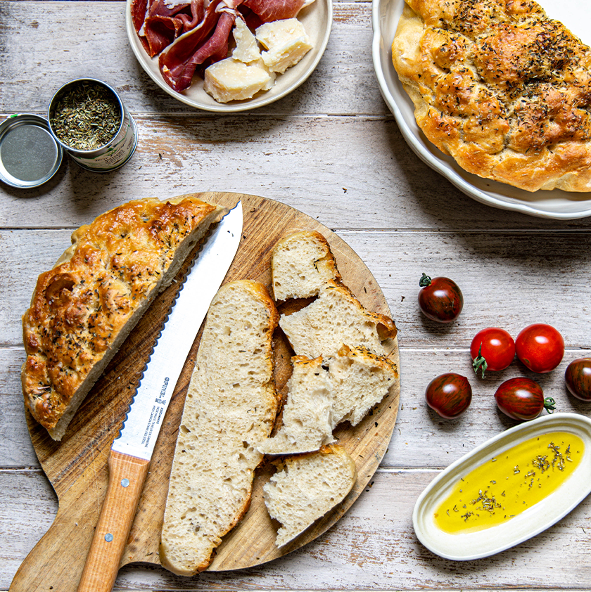 Focaccia aux herbes sauvages