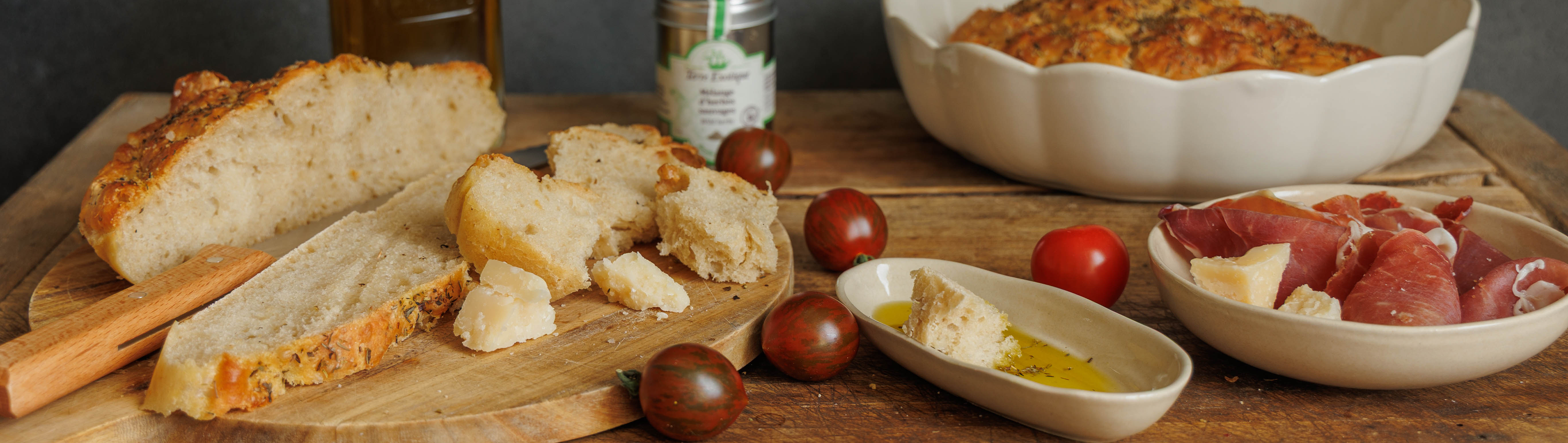 Focaccia aux herbes sauvages