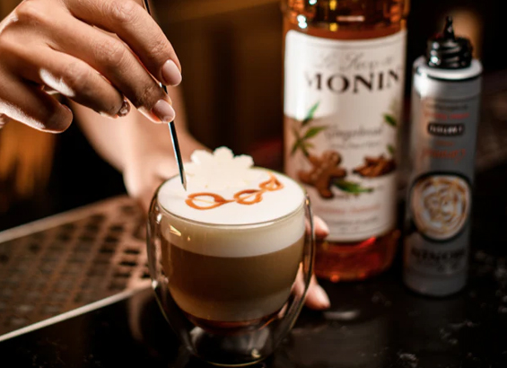 Café latte au pain d'épices
