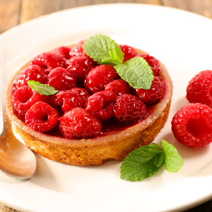 Tarte couronne framboise et basilic