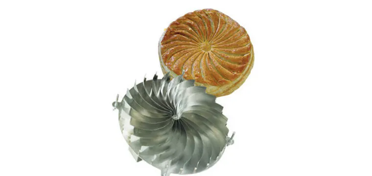 Découpoir Galette Spirale en Inox 28 cm