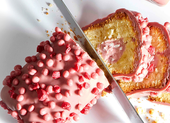 Quatre-quarts chocolat ruby et framboise