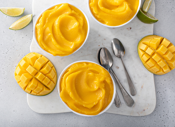 Glace mangue et noix de coco