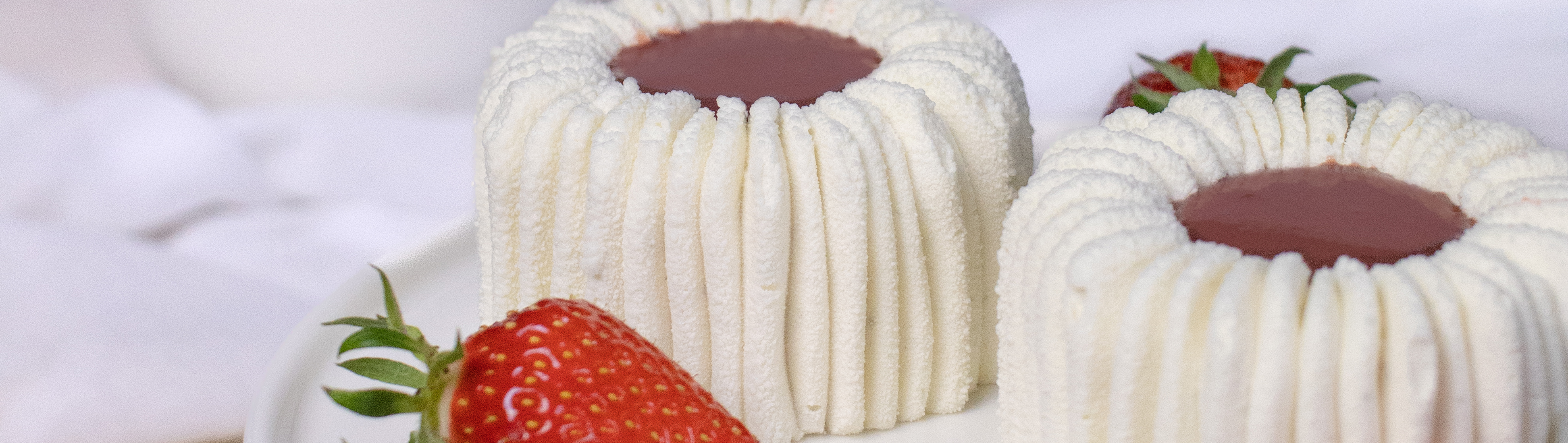 Charlottes aux fraises individuelles