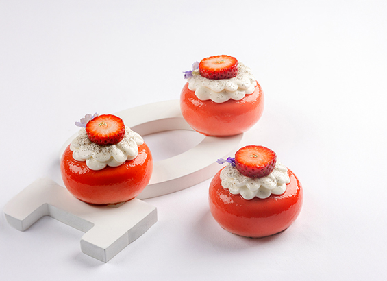 Entremets fraise et coco
