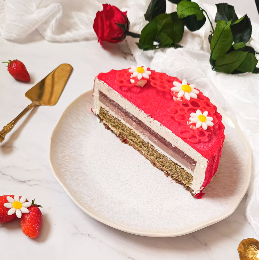 Entremets fraise et pistache