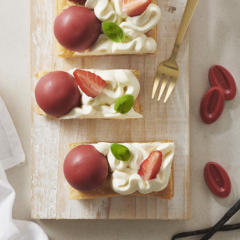 Saint-Honoré vanille fraise