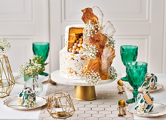 Wedding cake citron FunCakes