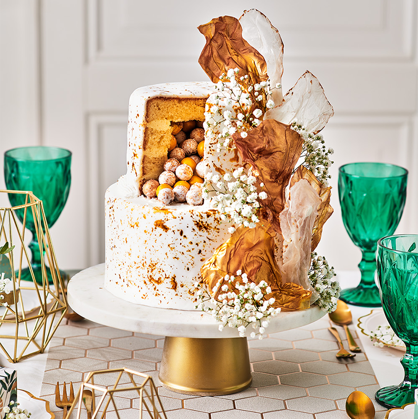 Wedding cake citron FunCakes
