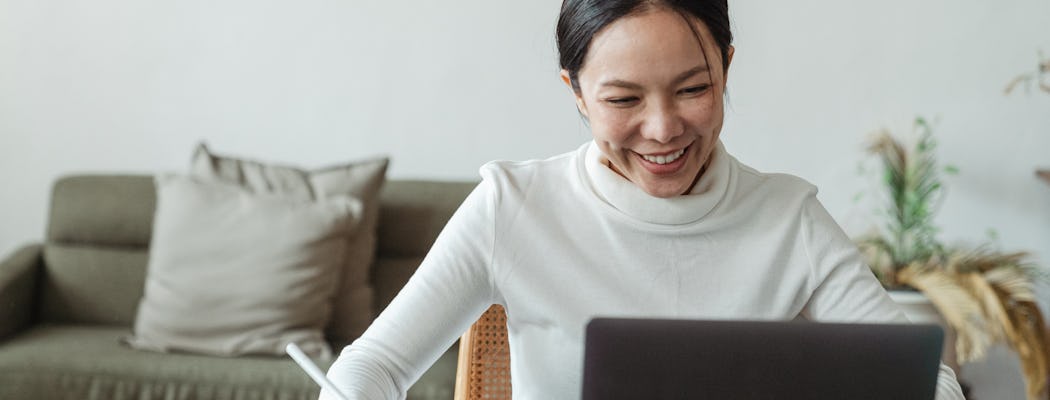 Providing expert online facilitators to deliver exceptional learning experiences for asynchronous short courses