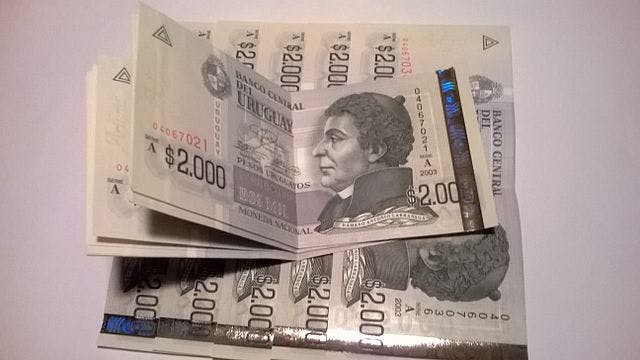Uruguayansk 2000 peso sedel, valuta Uruguay 