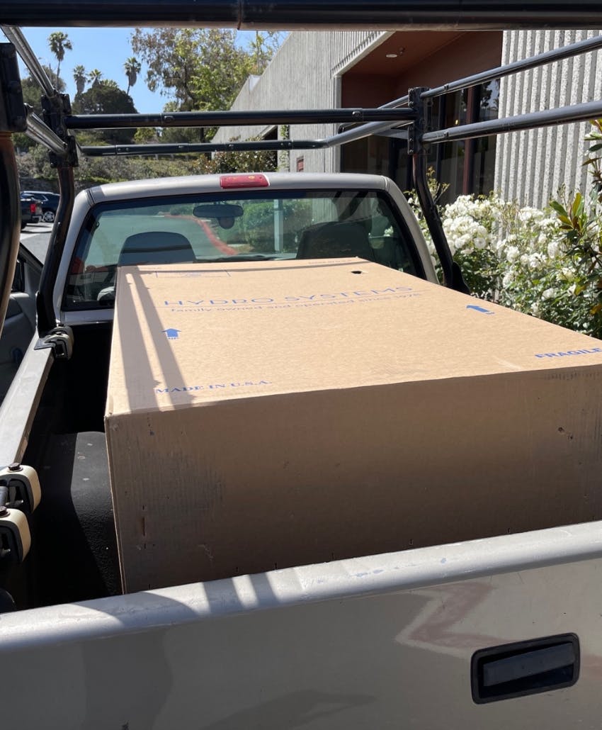 Pickup truck delivery with Curri