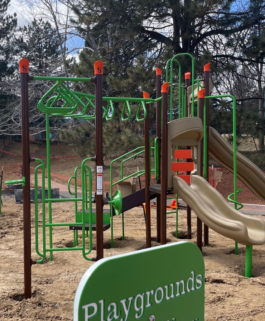playground construction