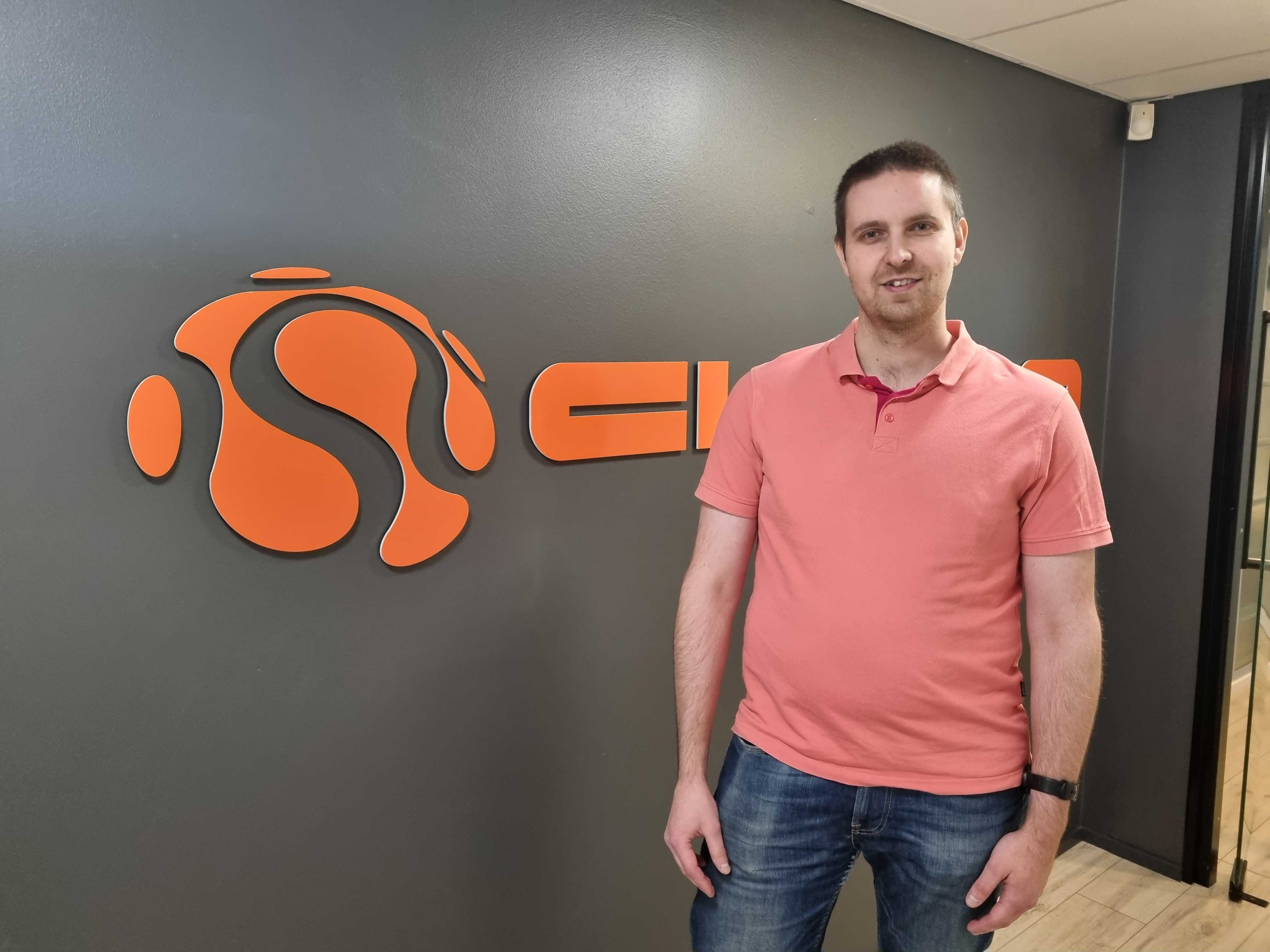 Mikropalveluilla lisää käyttövarmuutta asiakaspalveluteknologiaan