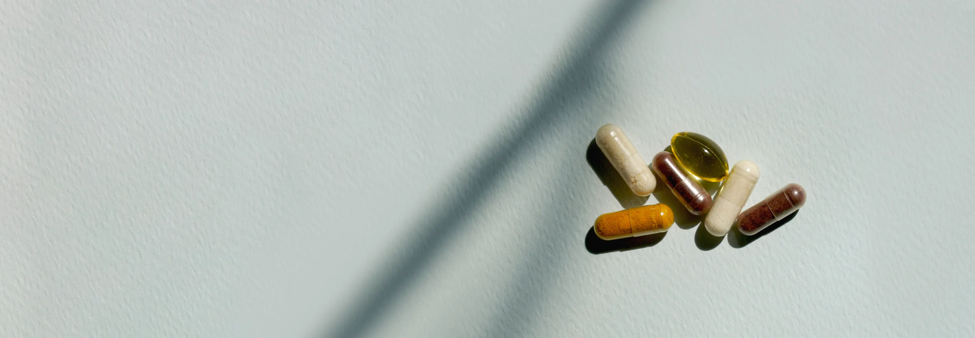 Help & contact banner