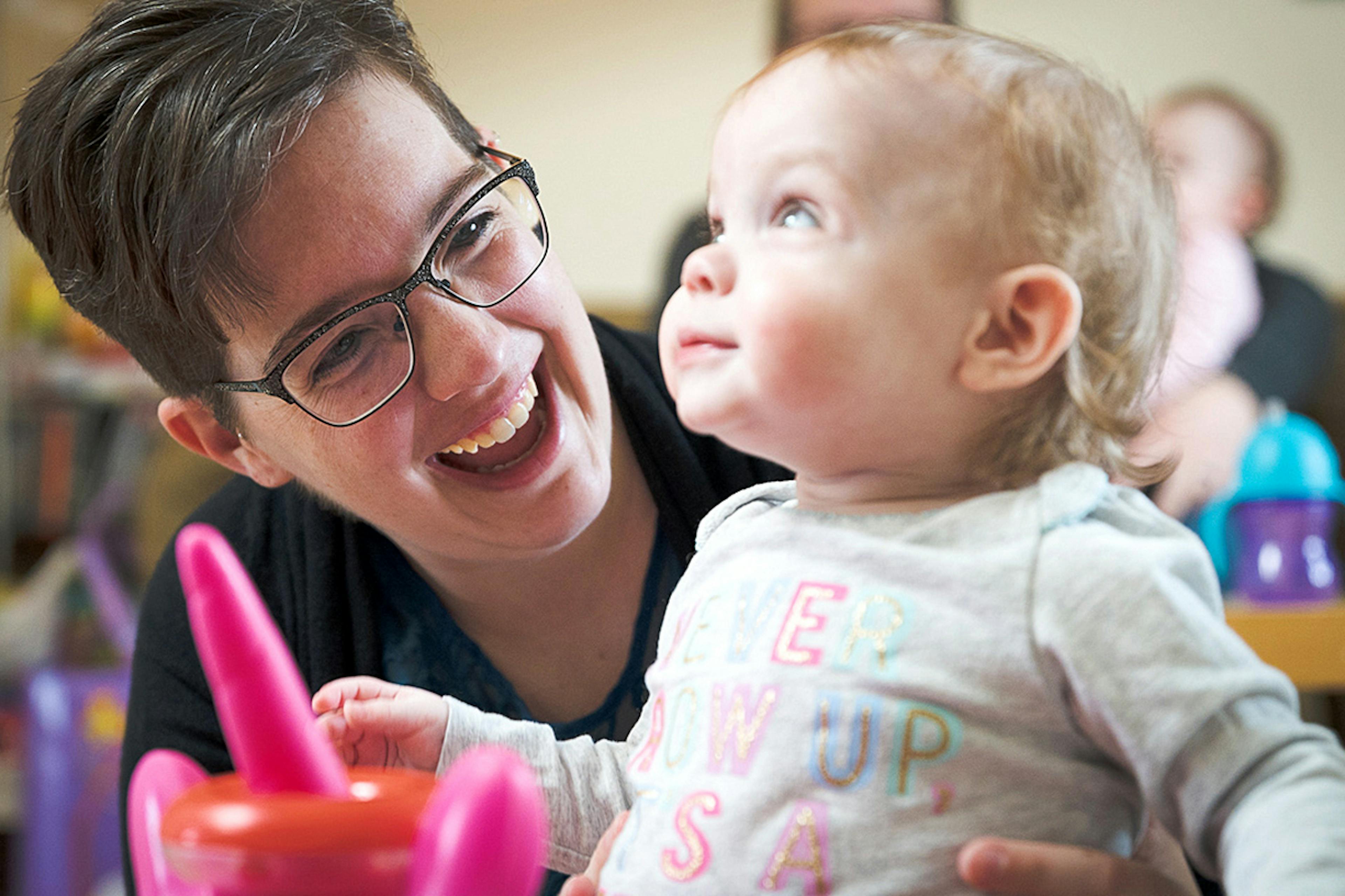 une maman et son bébé