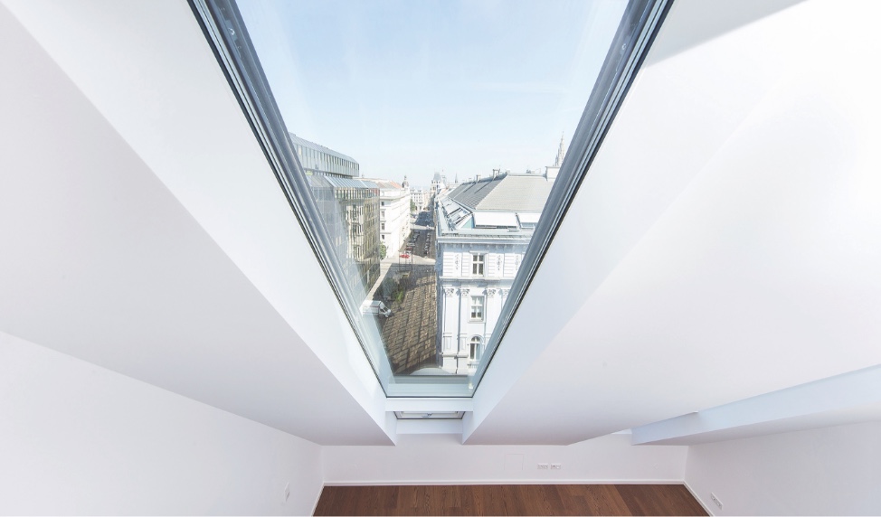 Fakro Dachfenster Ausblick auf Wien