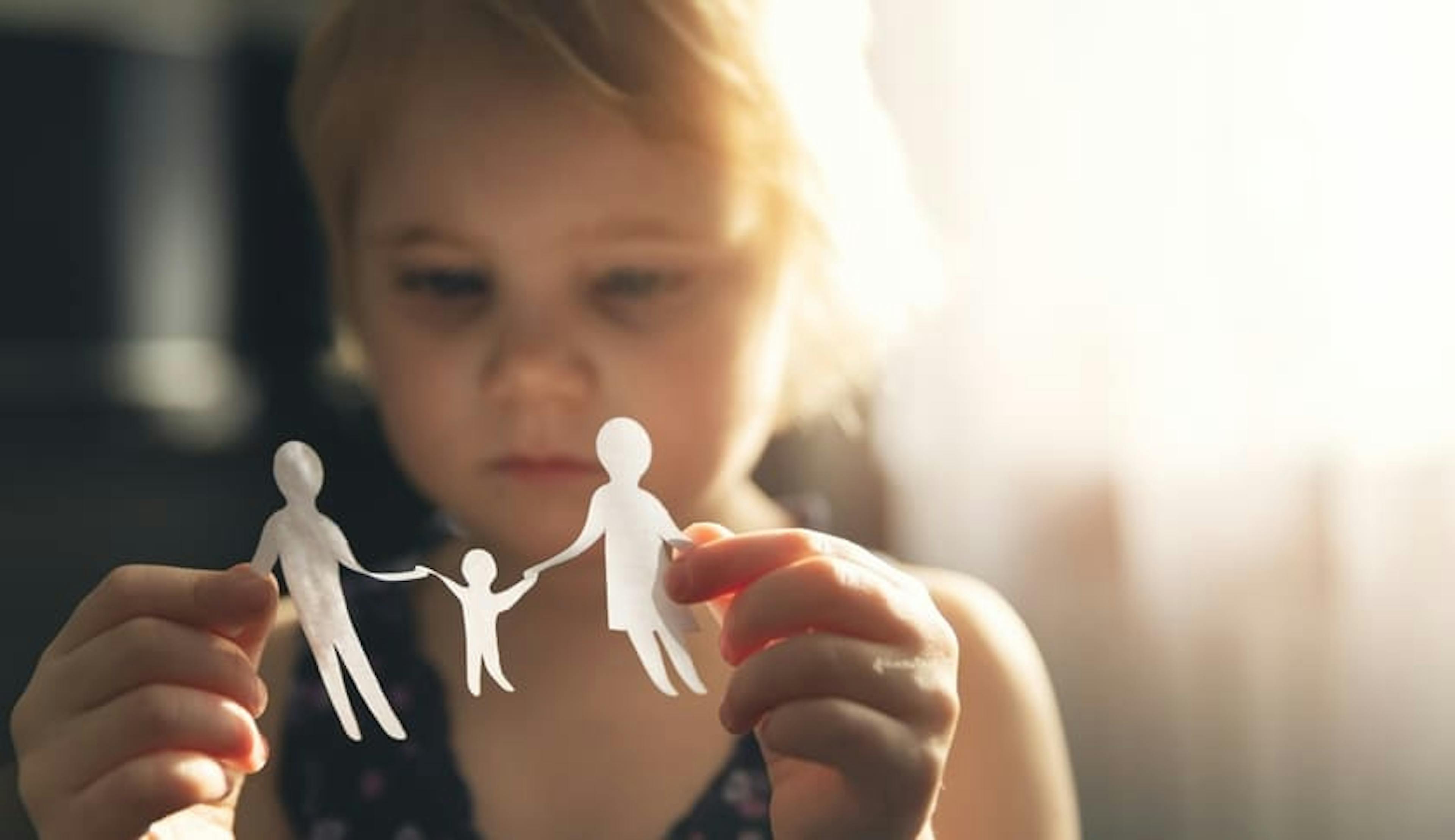 skyrybos-ir-vaiku-dalybos