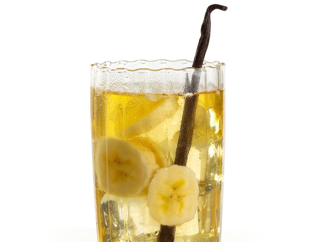 Flavoured water: peach tea, cherry - banana - vanilla