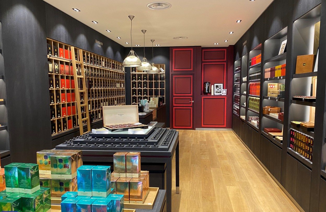 Intérieur de la boutique Marseille DAMMANN Frères