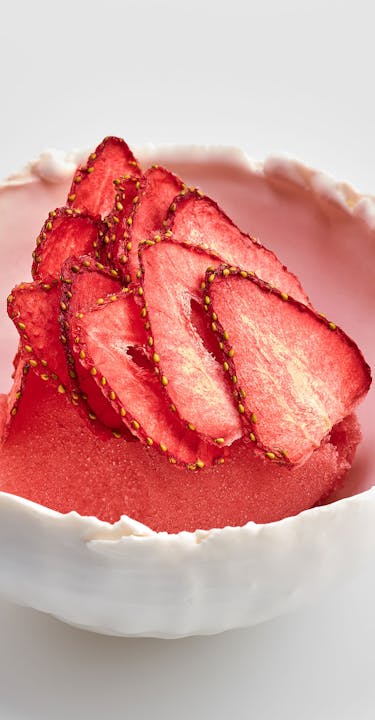 Erdbeer-Sorbet mit "Tisana Mint Chaï", Rezept entwickelt vom Chef Guillaume SANCHEZ.