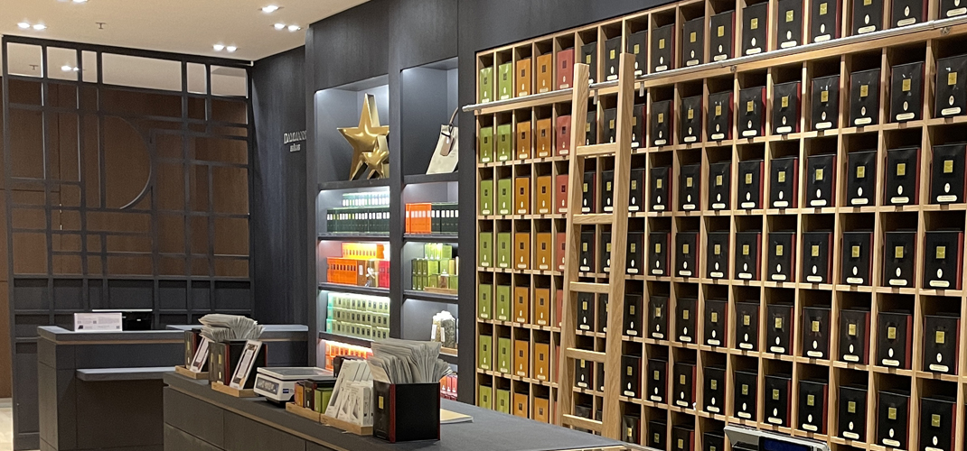 Intérieur de la boutique Dijon Toison d'or DAMMANN Frères