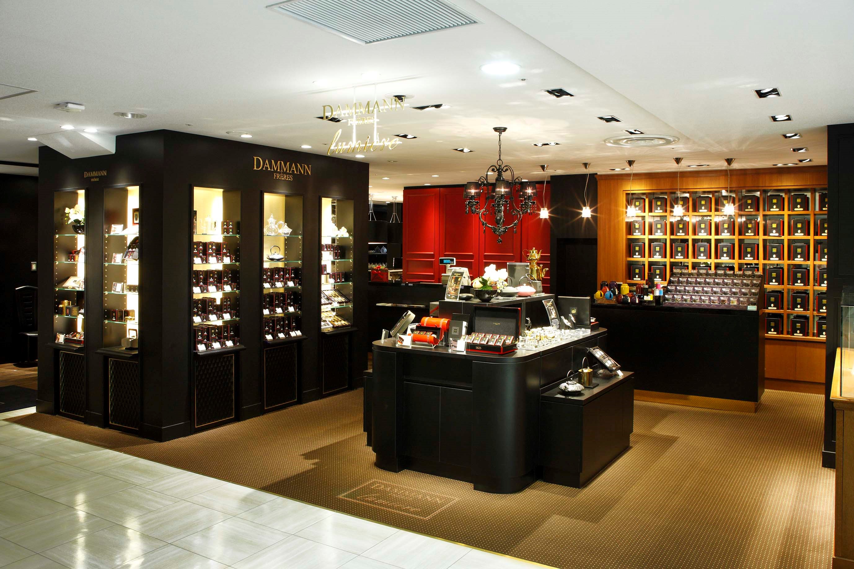 Intérieur de la boutique JAPON DAMMANN Frères