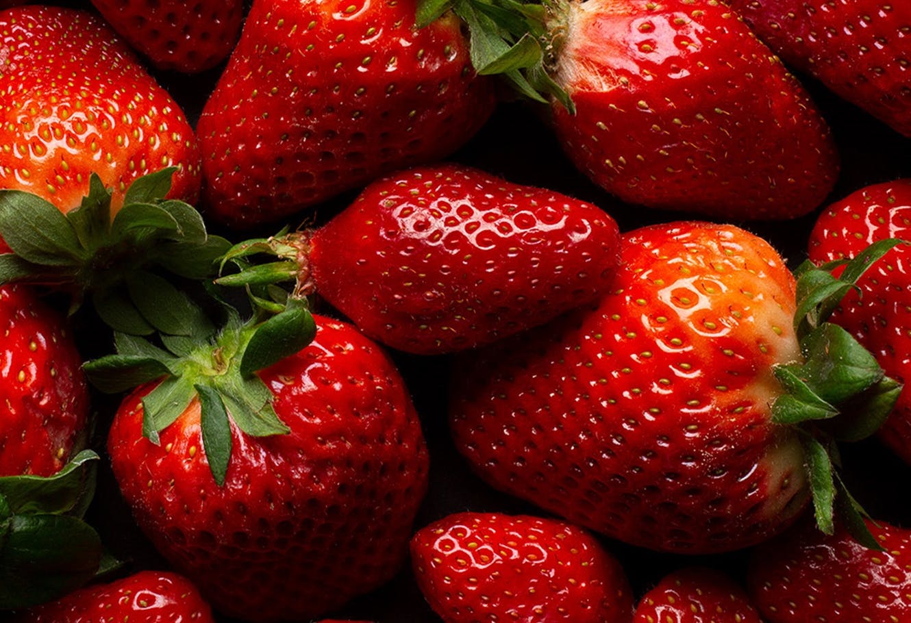 Fresh strawberries in bulk.