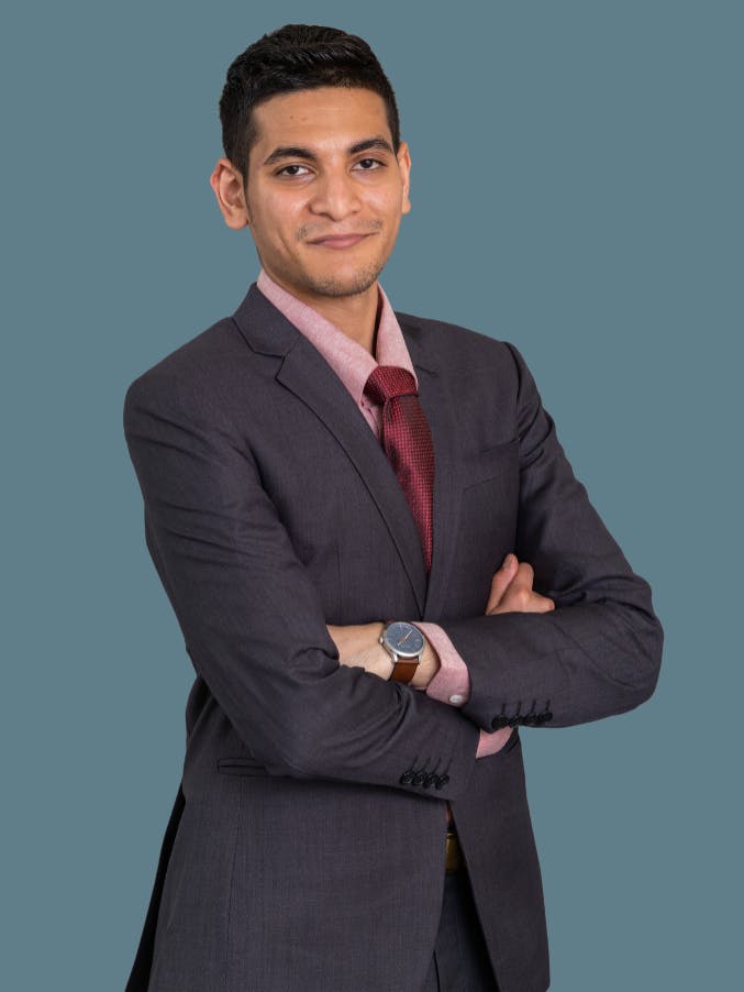 professional picture of Gaurav Prasathong