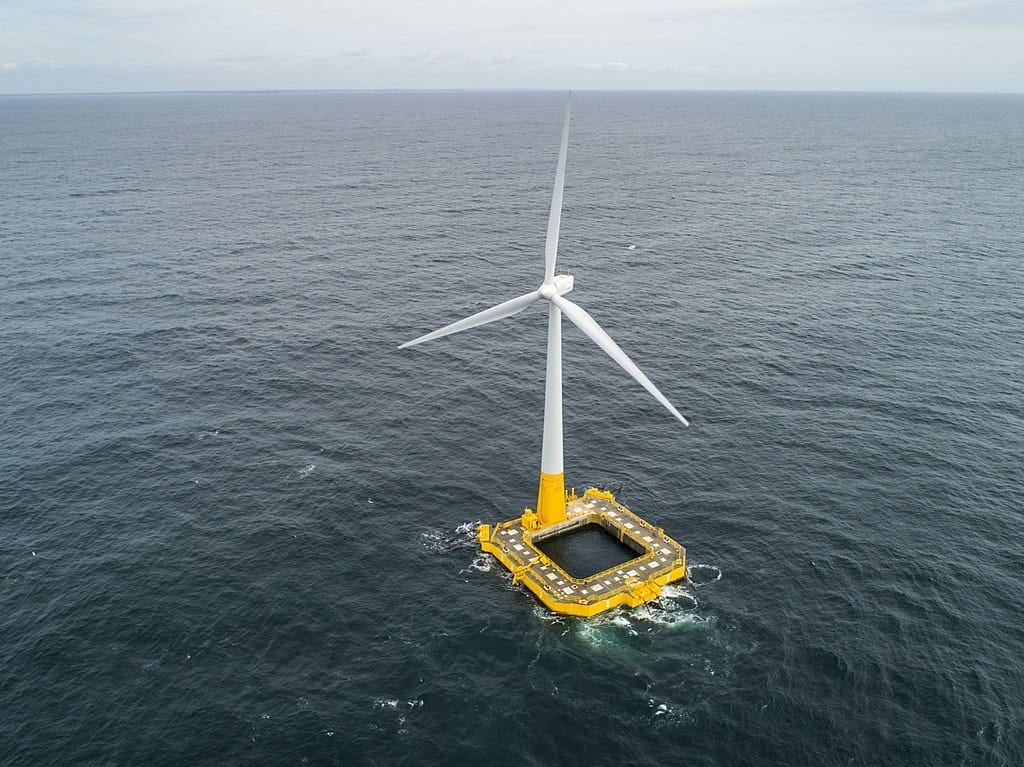 Floating wind turbine