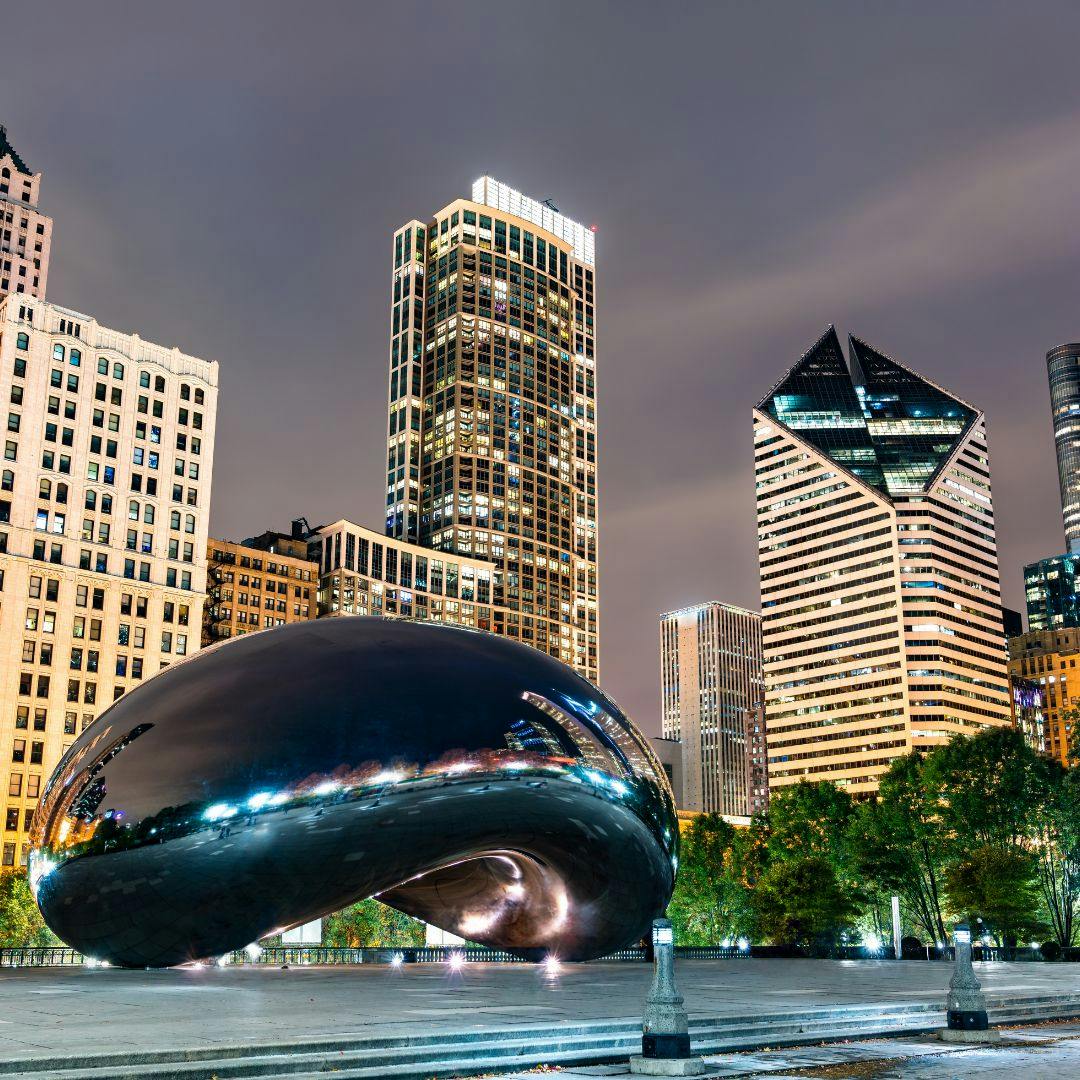 chicago city statue