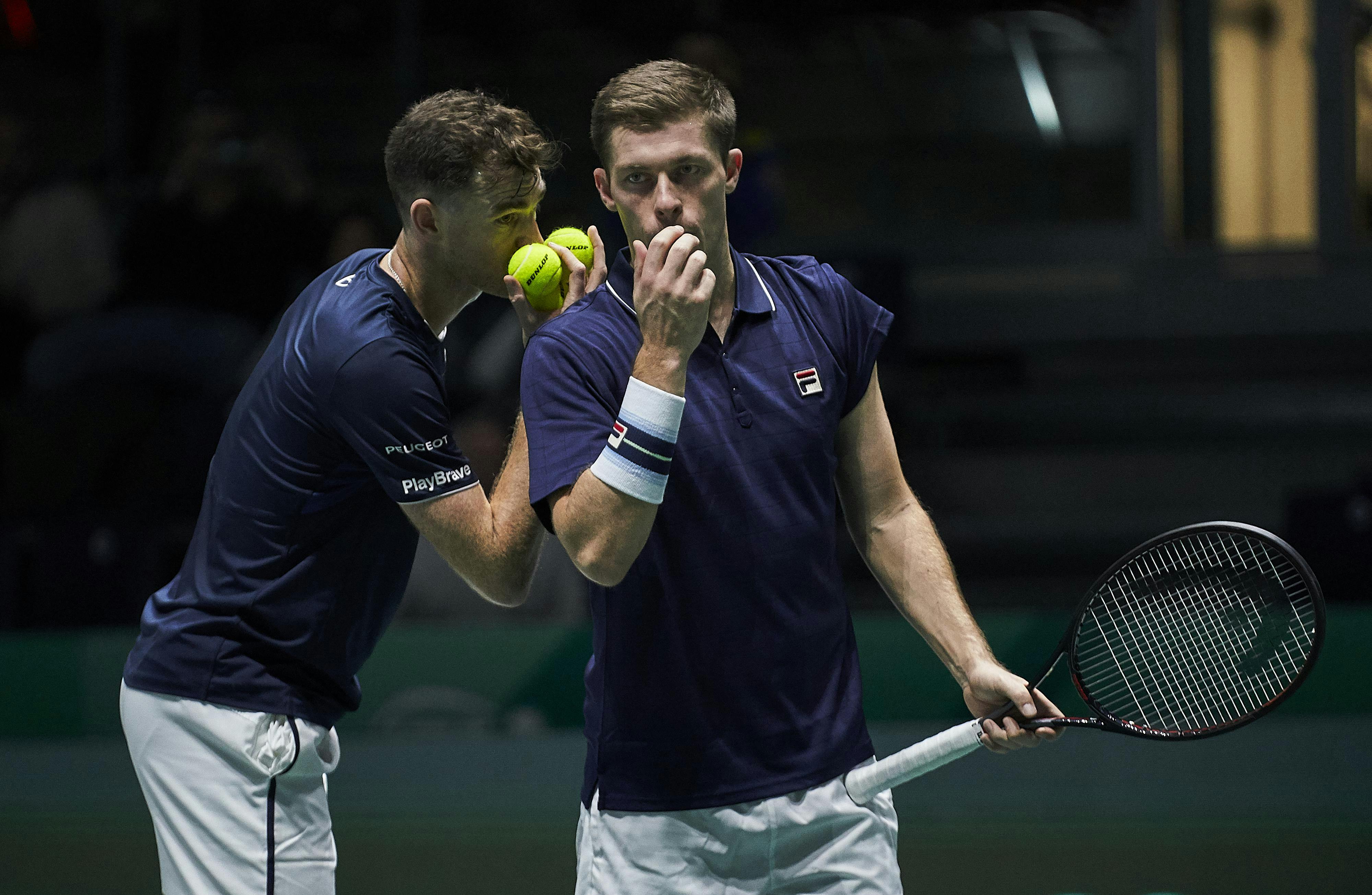 Jamie Murray and Neal Skupski in 2019