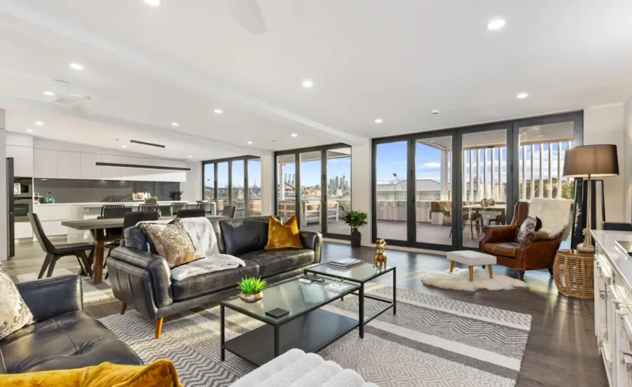 https://devonport.co.nz/directory/stay-luxe - Devonport Village - Auckland's best seaside escape