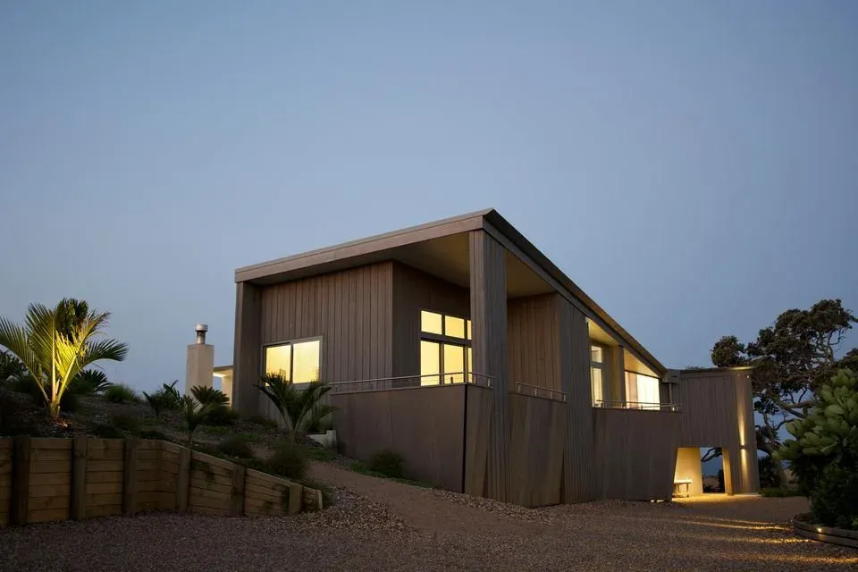 Geoff Richards Architects - Devonport Village - Auckland's best seaside escape
