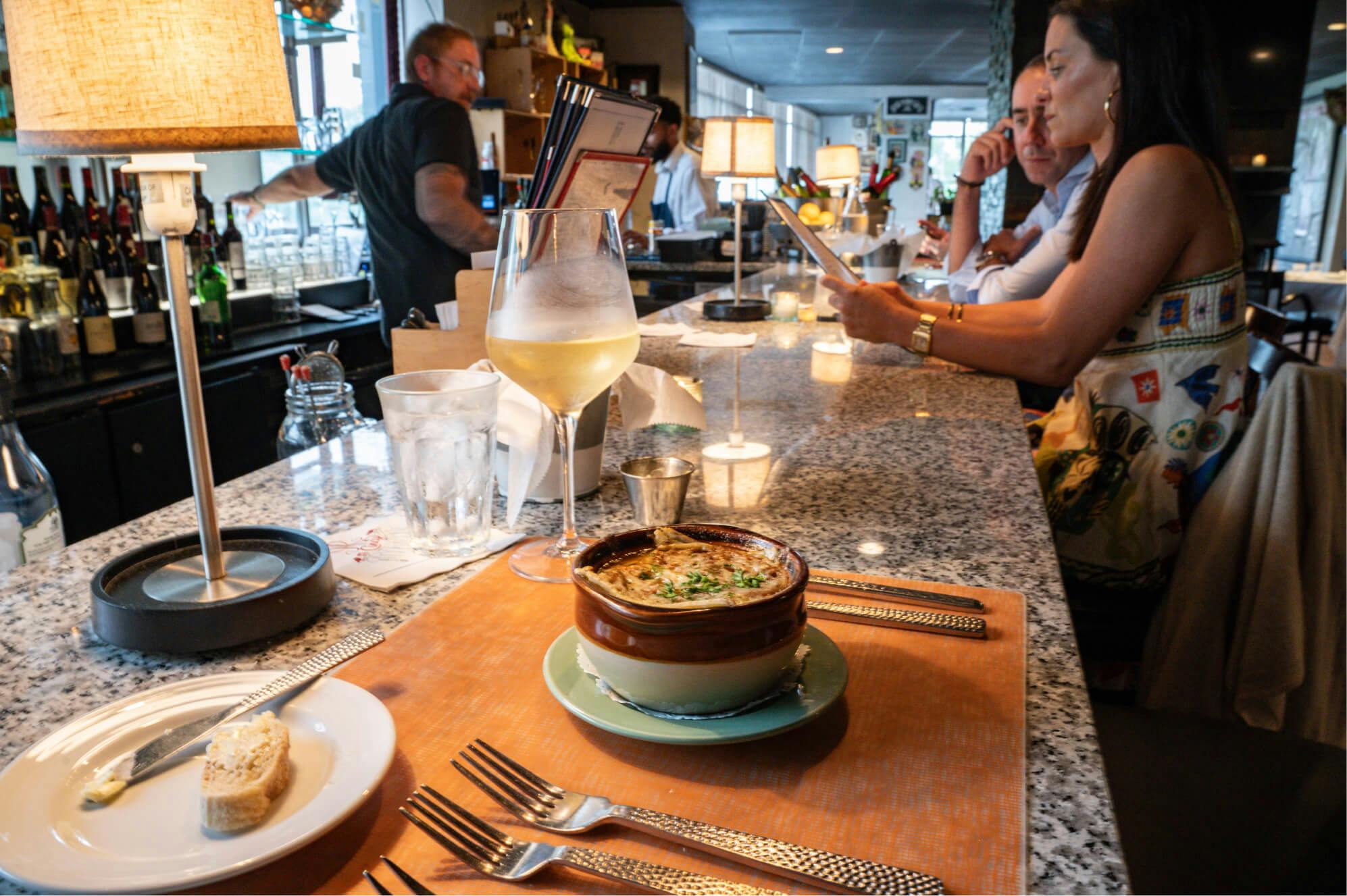 Bar at the Bistro at Edgecliff Condos