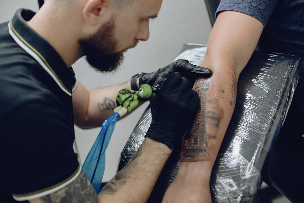 ¿Cómo se puede tatuar un diabetico?