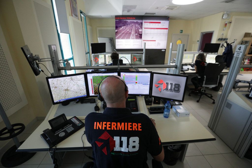 defibrillatore legge