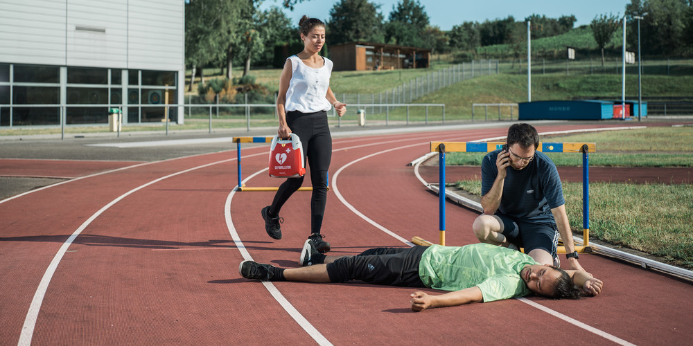 defibrillatore legge