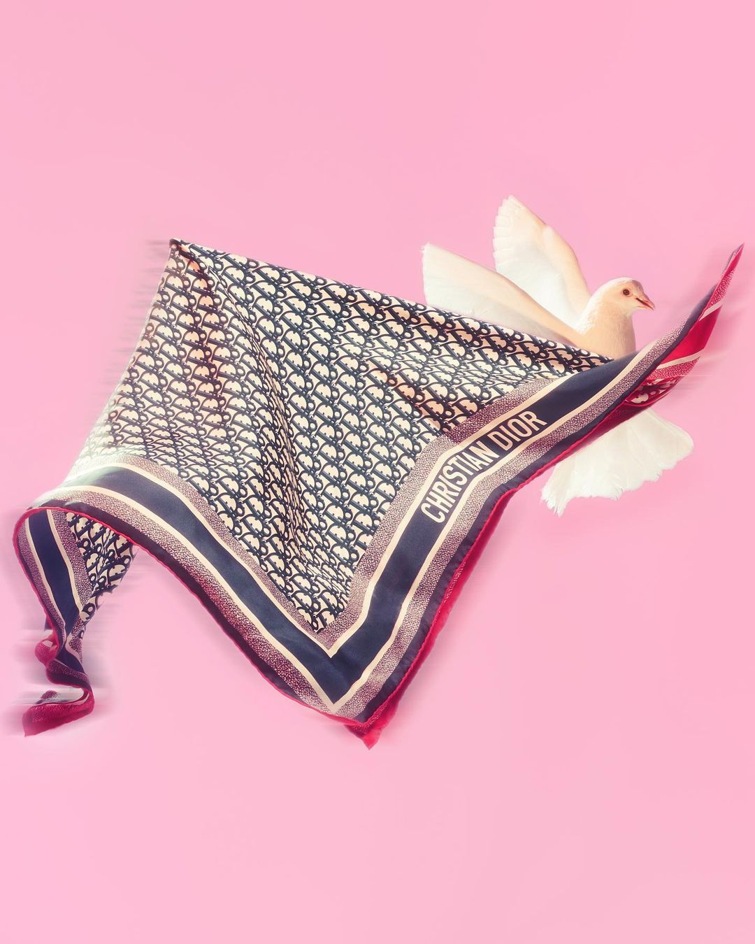 Peace is the new icon