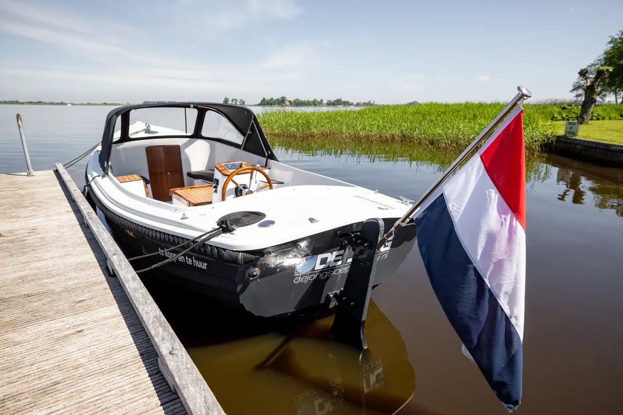 Elhela 6 persoons sloep huren in Friesland