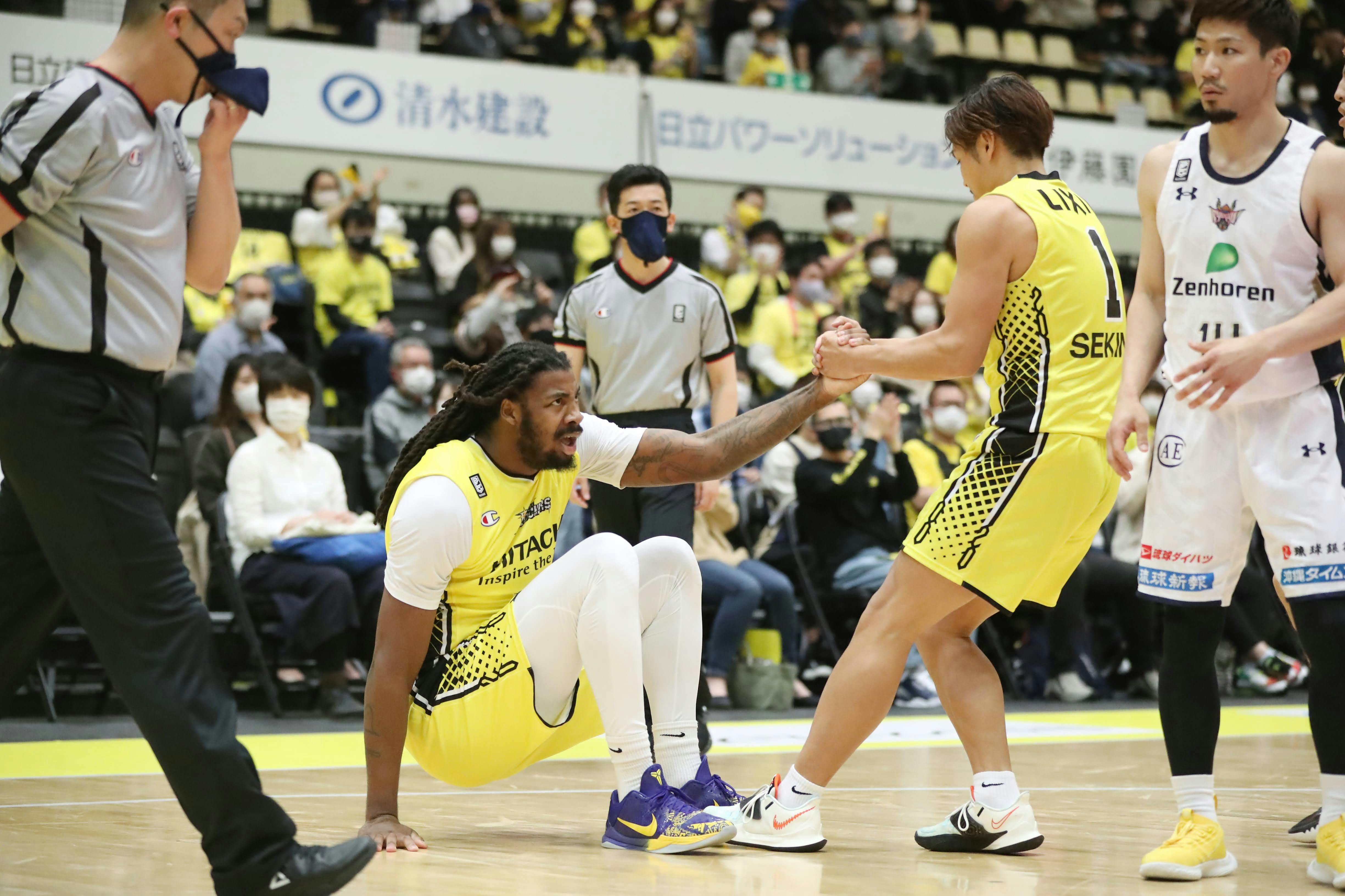 Staple 経営とバスケ サンロッカーズ渋谷 伊佐hc特別対談 前編 Staple 経営とバスケ サンロッカーズ渋谷 伊佐hc特別対談 前編