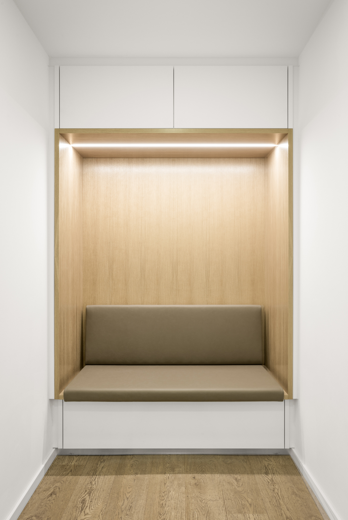 Inneneinrichtung mit gemütlichen Sitzmöglichkeiten