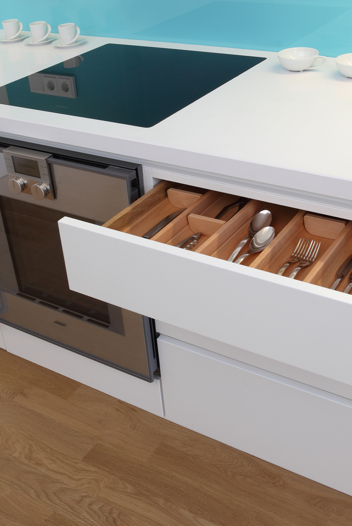 Wohnungseinrichtung und Küchen für Wohnung im Lehel