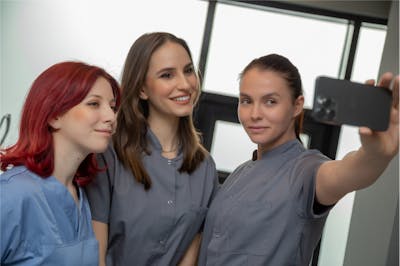 Echipa de igienisti Dental Hygiene Center