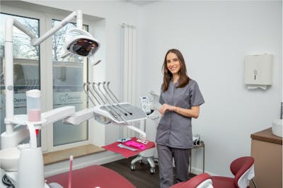Medic igienist La Dental Hygiene Center