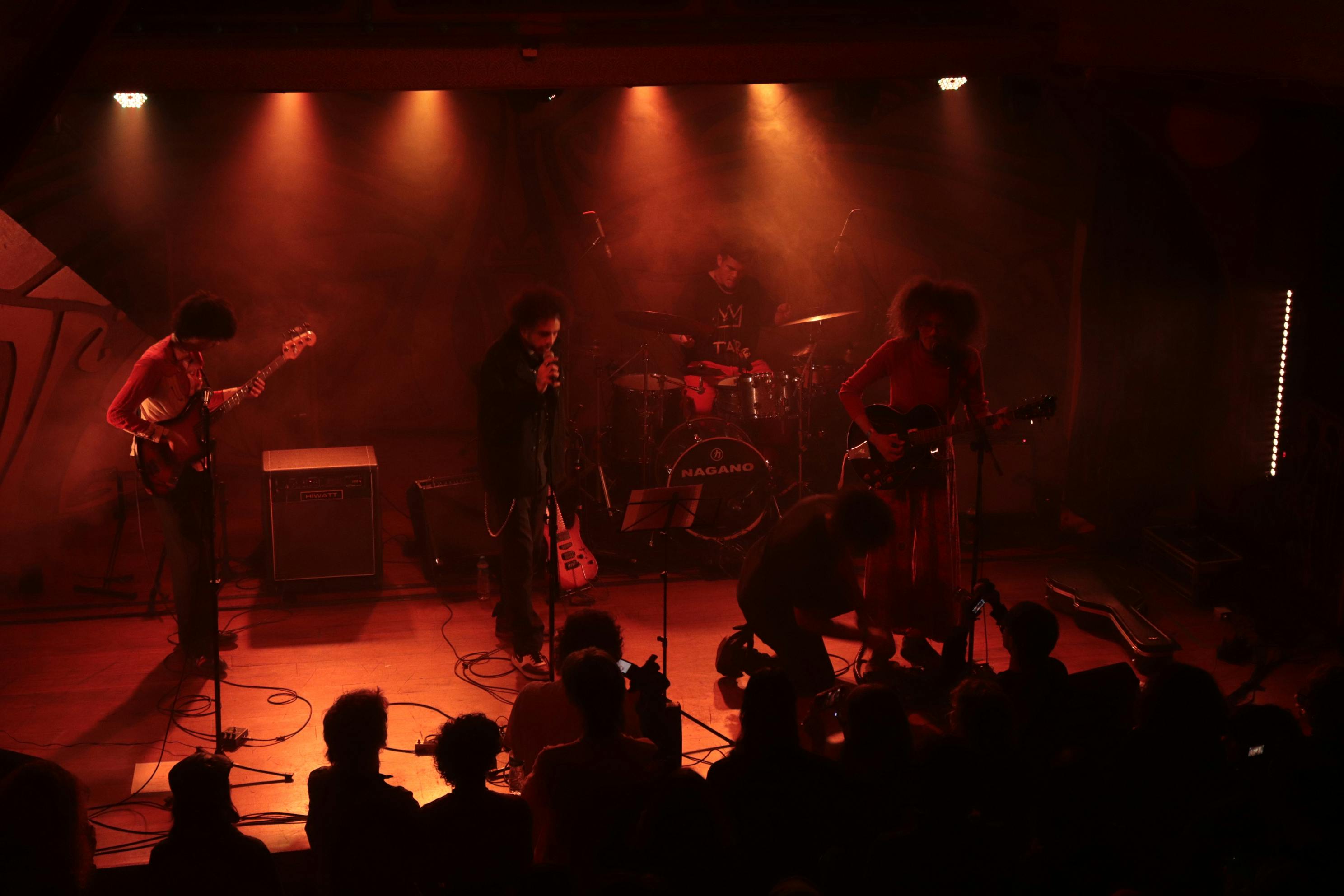 Saravá + Ricardo Paes