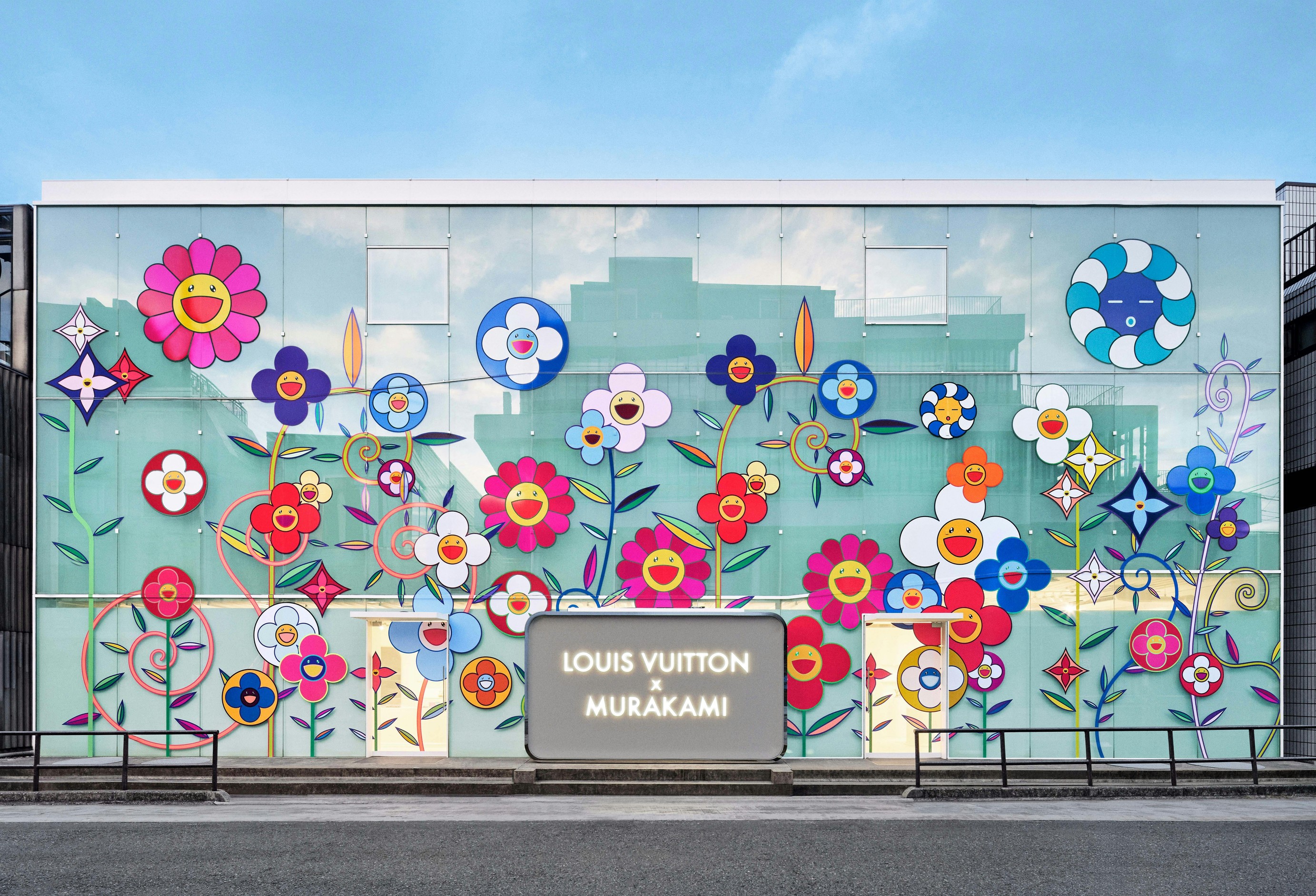 History Reissued: Louis Vuitton x Murakami's Iconic Comeback