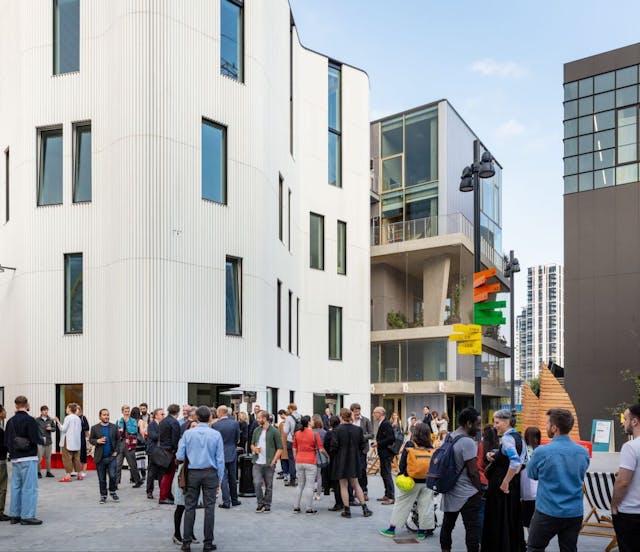 Image of Design District's community in the central courtyard 